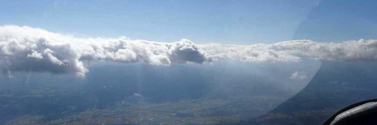 Flugwegposition um 13:23:33: Aufgenommen in der Nähe von Graz, Österreich in 2591 Meter